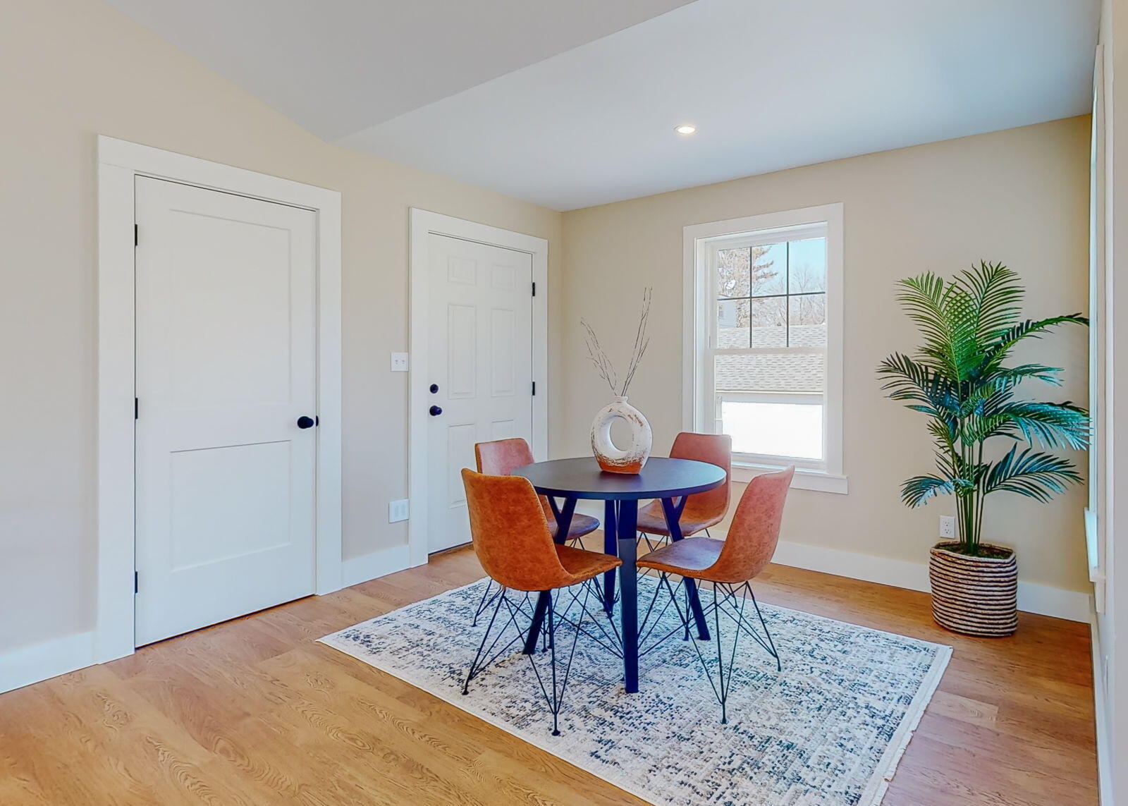 5 Middle Road Falmouth ME 04105