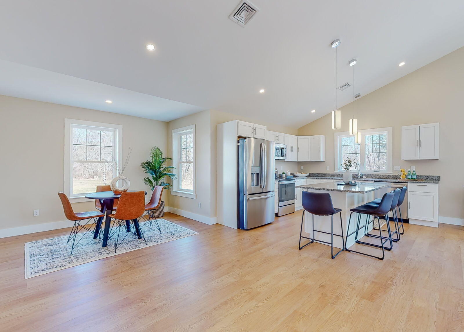 5 Middle Road Falmouth ME 04105