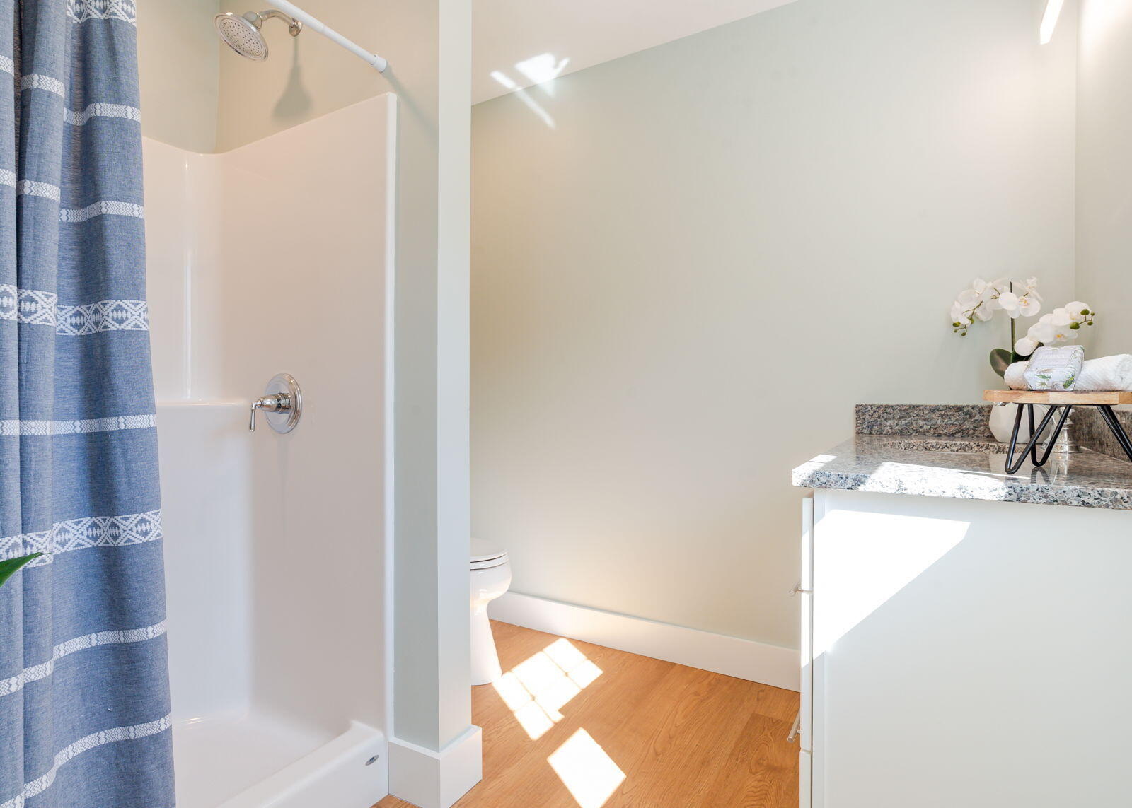 5 Middle Road Falmouth ME 04105