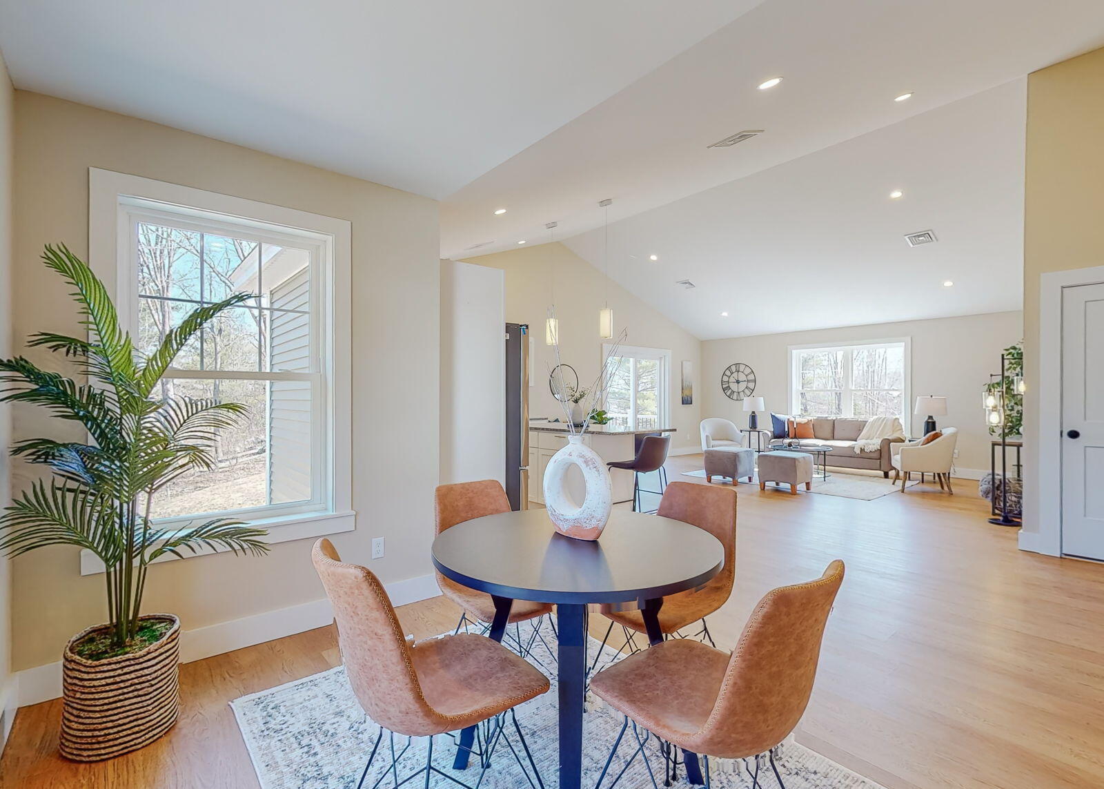 5 Middle Road Falmouth ME 04105