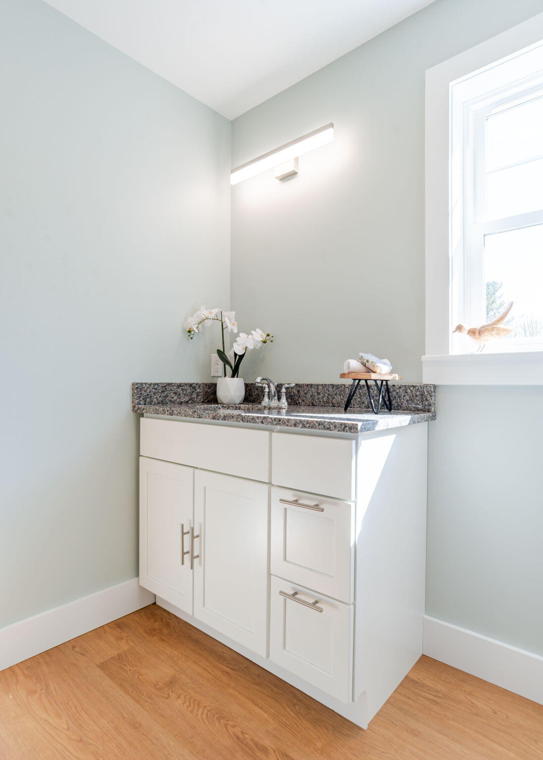 5 Middle Road Falmouth ME 04105