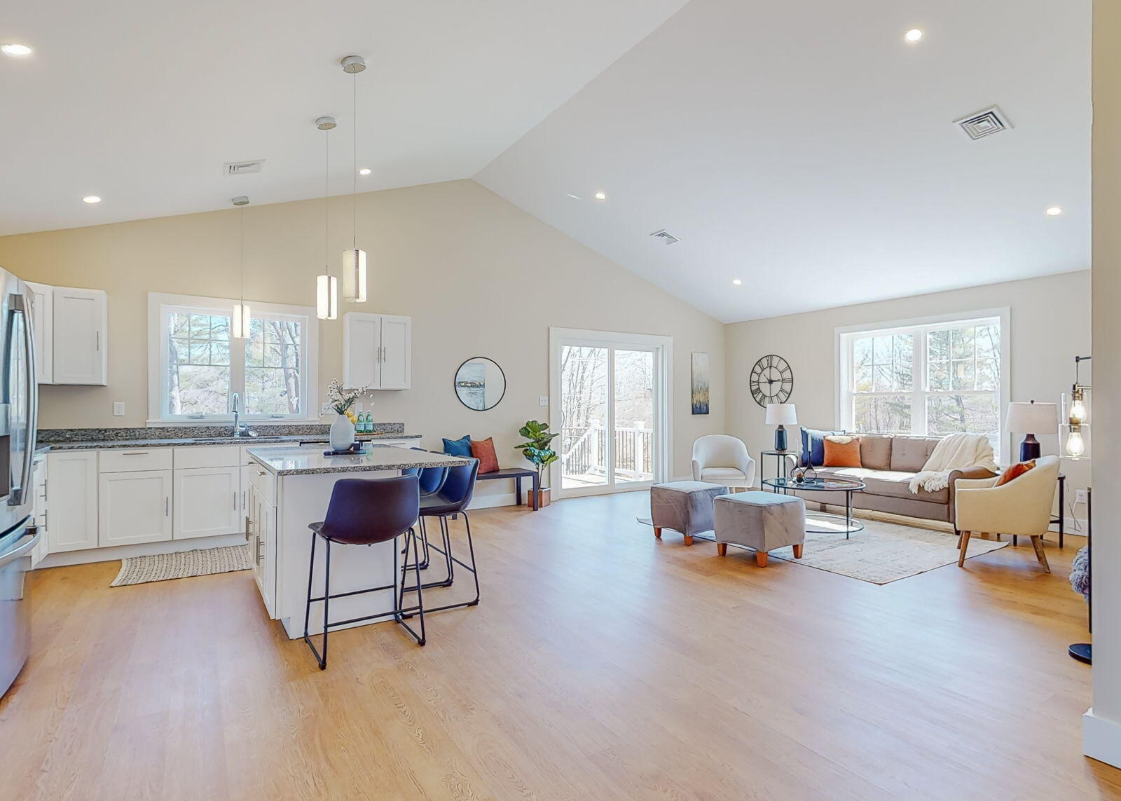 5 Middle Road Falmouth ME 04105