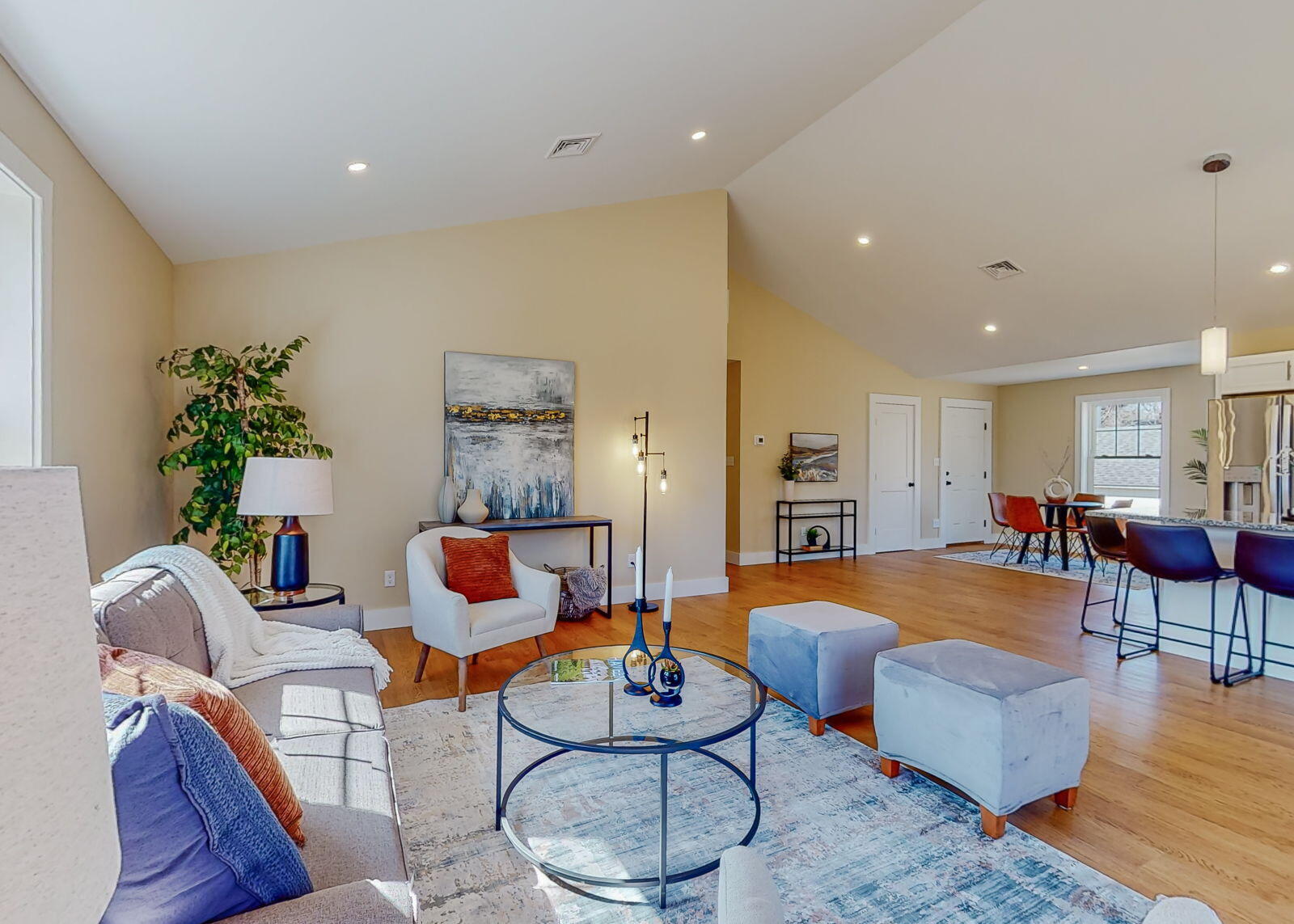 5 Middle Road Falmouth ME 04105