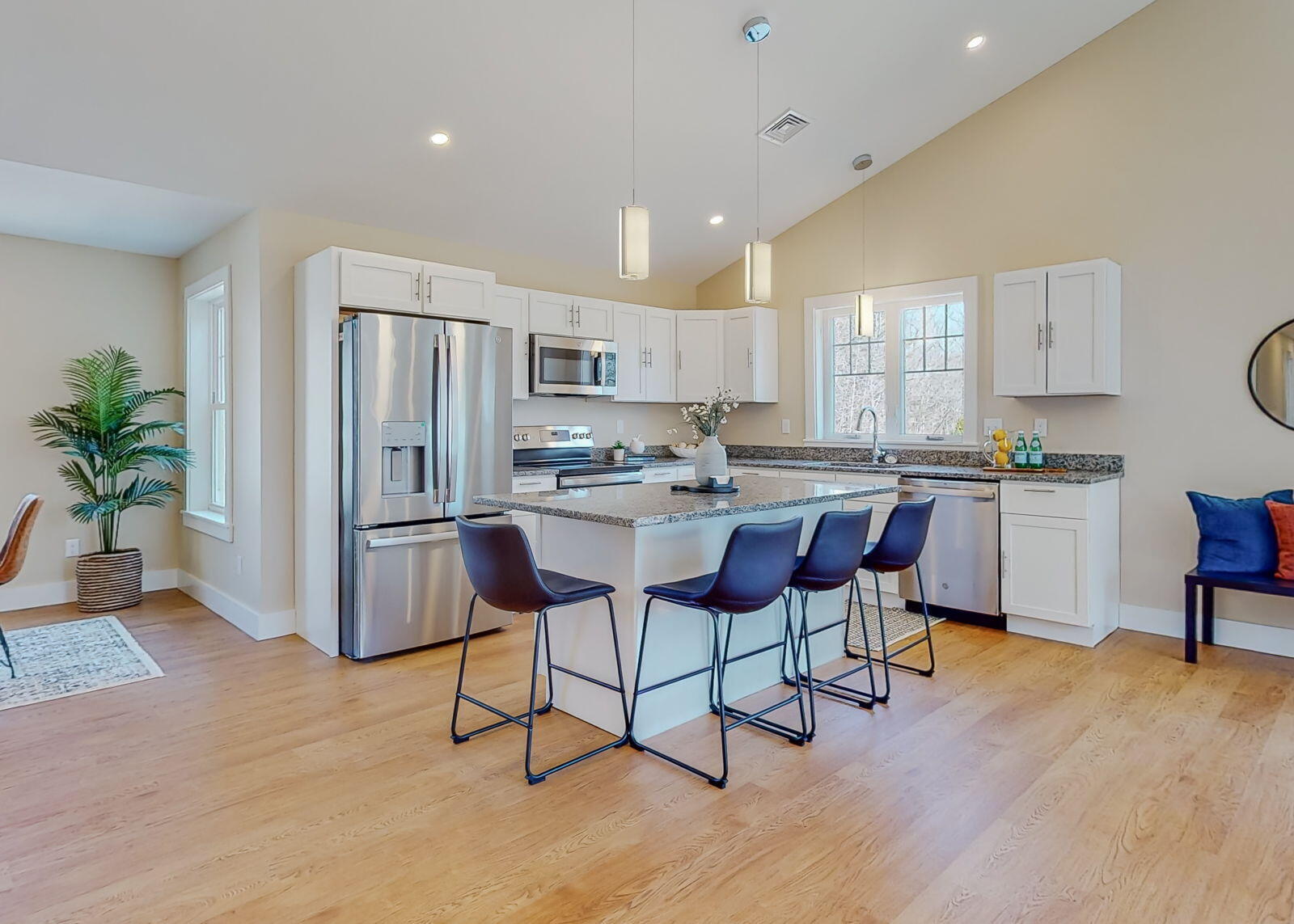 5 Middle Road Falmouth ME 04105