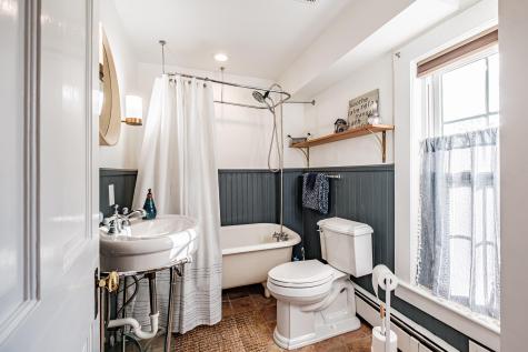 224 North Street Bath ME 04530