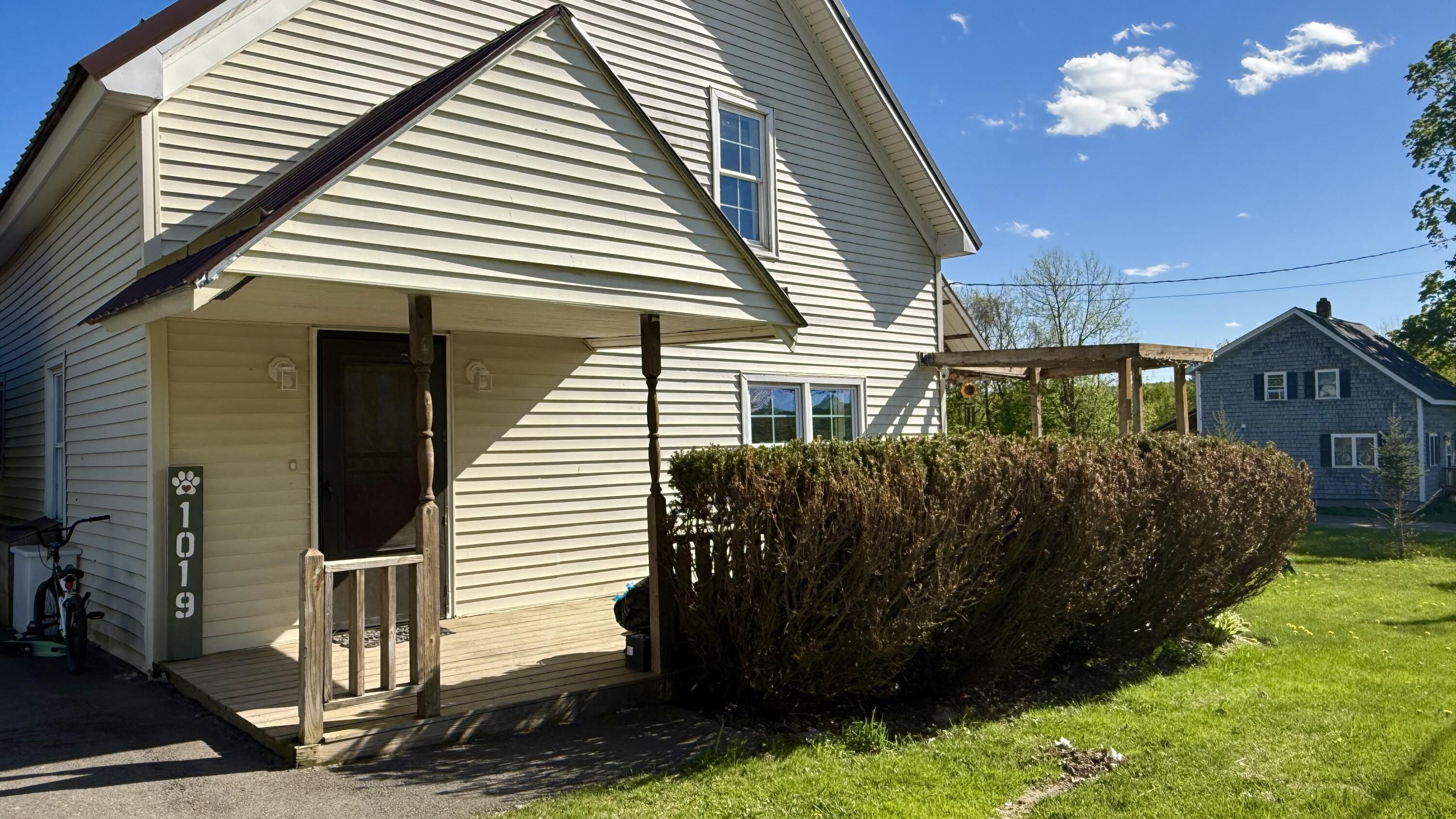 1019 Main Street Ripley ME 04930