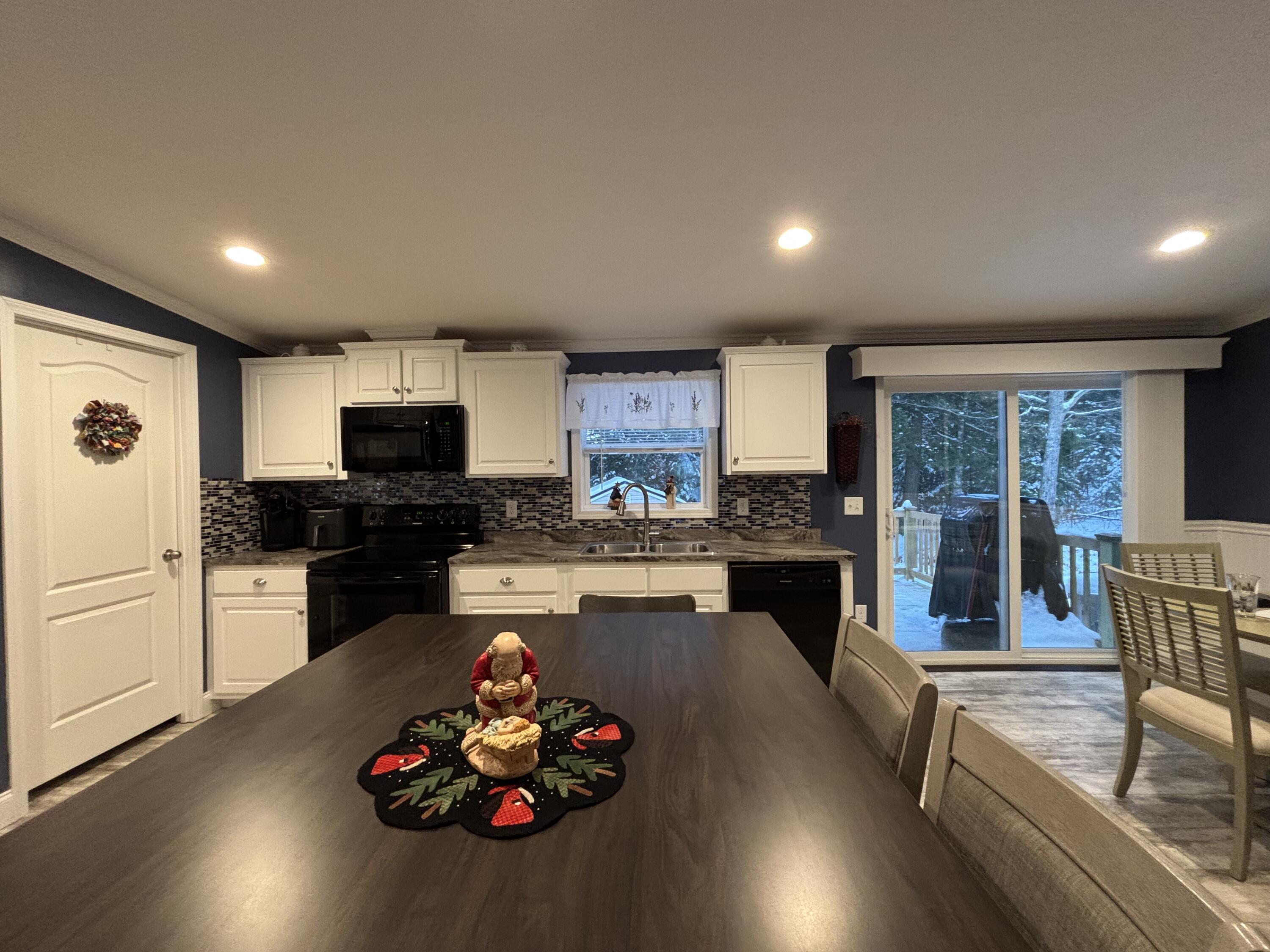 10 Alma Drive Lisbon ME 04250