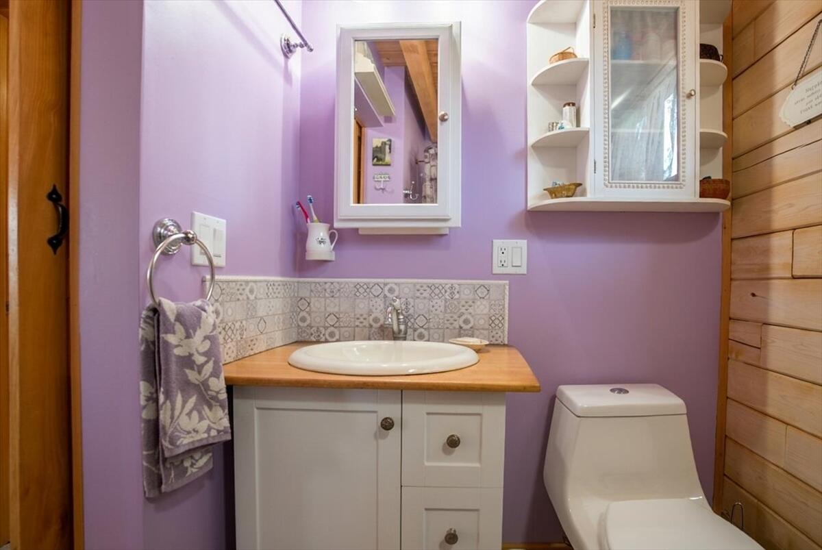 7 Abbott Hill Road West Paris ME 04289