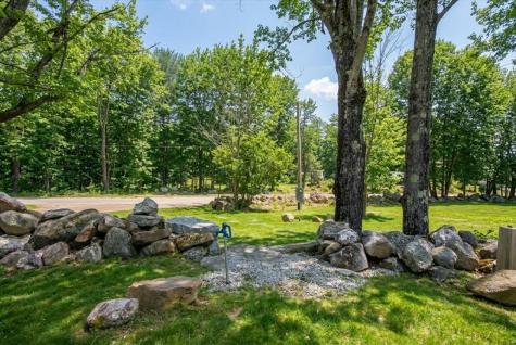 7 Abbott Hill Road West Paris ME 04289