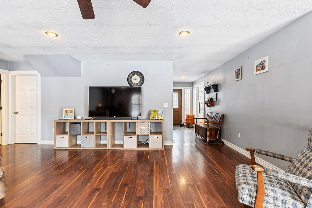 200 Tropical Fish Road Canaan ME 04924