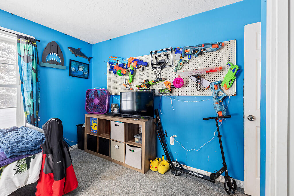 200 Tropical Fish Road Canaan ME 04924