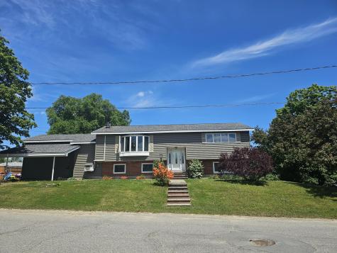 33 Maple Street East Millinocket ME 04430