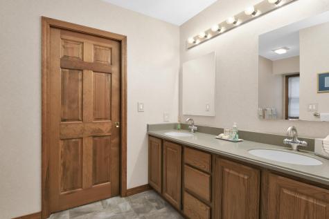 180 West Auburn Road Auburn ME 04210