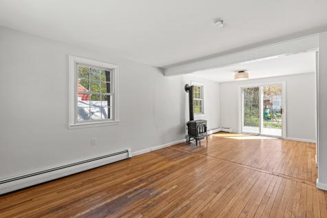 44 Bates Street Yarmouth ME 04096
