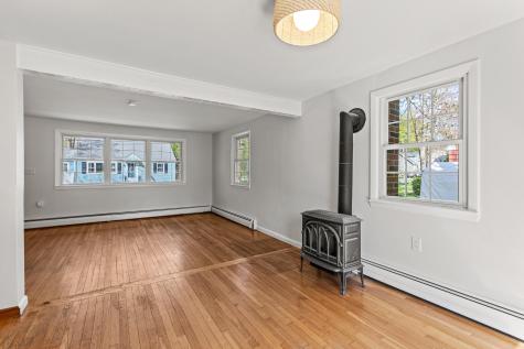 44 Bates Street Yarmouth ME 04096