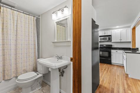 44 Bates Street Yarmouth ME 04096