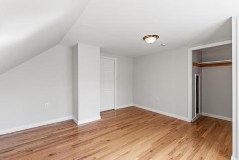 44 Bates Street Yarmouth ME 04096