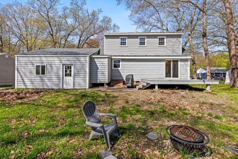 44 Bates Street Yarmouth ME 04096