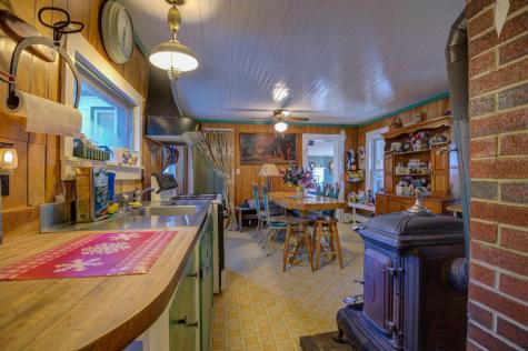 724 Greenwood Road Norway ME 04268