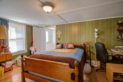 724 Greenwood Road Norway ME 04268