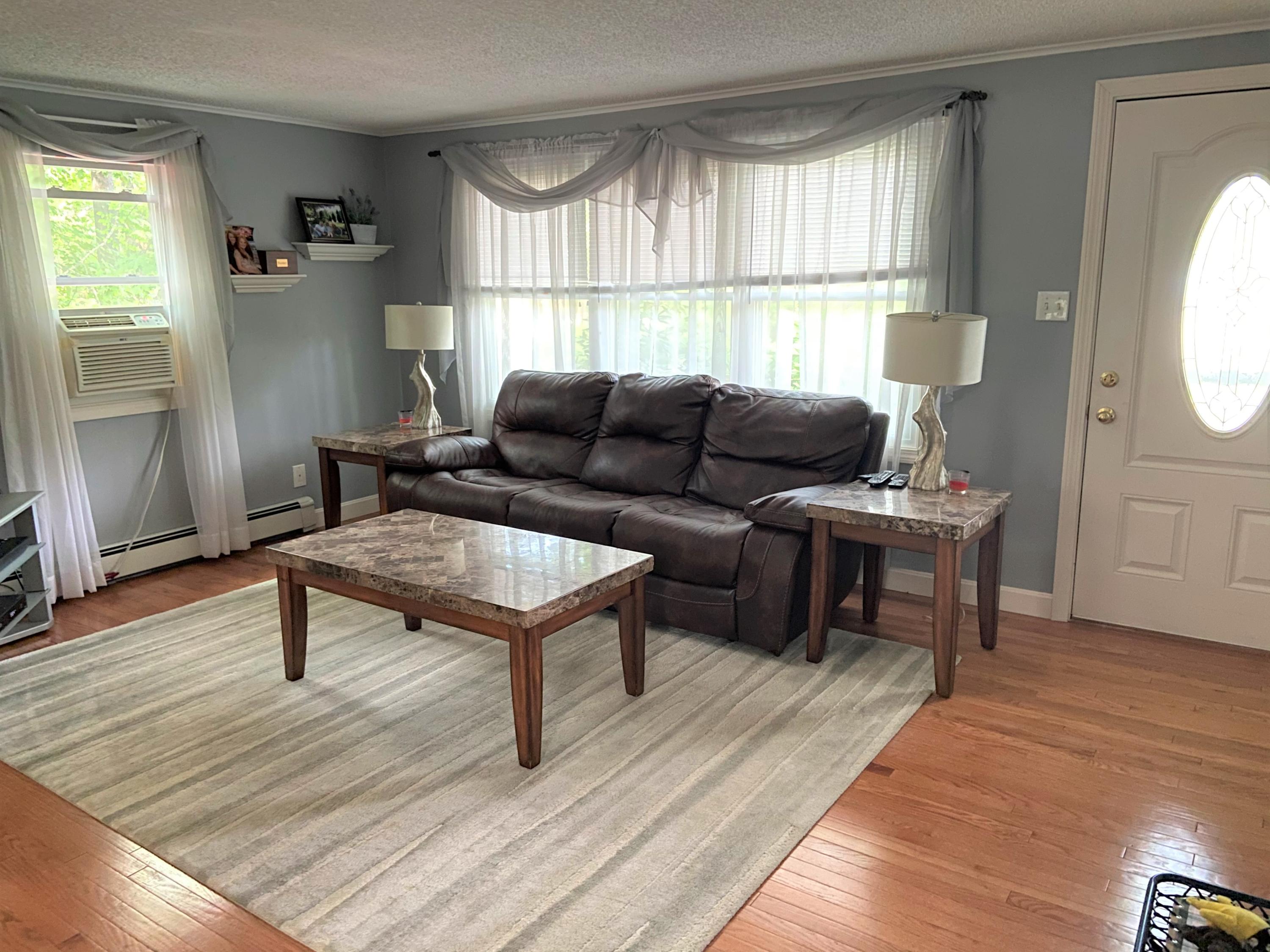 11 Country Acres Monmouth ME 04259