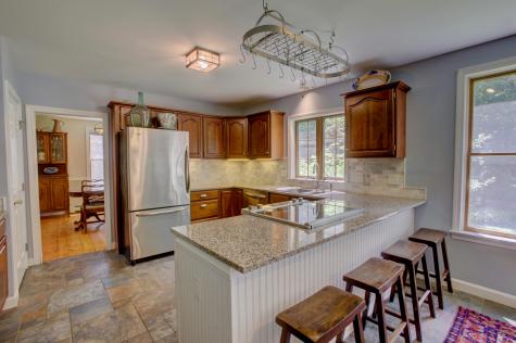 94 Oakwood Drive Yarmouth ME 04096