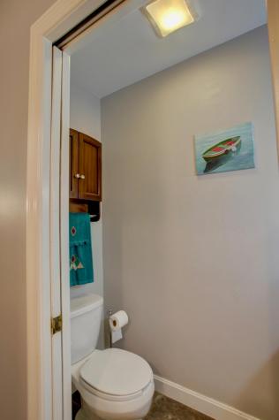94 Oakwood Drive Yarmouth ME 04096