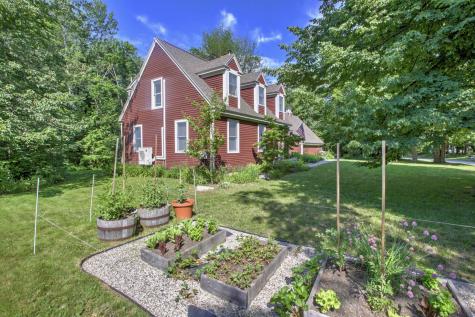 94 Oakwood Drive Yarmouth ME 04096