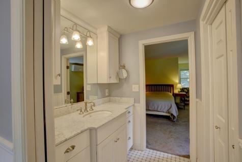 94 Oakwood Drive Yarmouth ME 04096