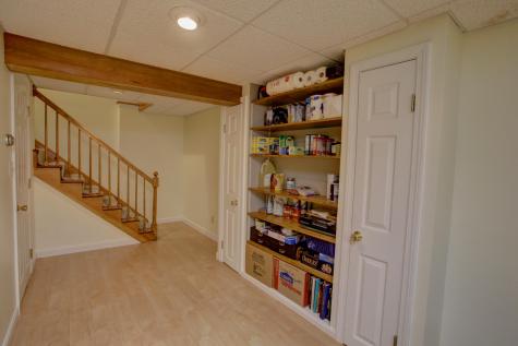 94 Oakwood Drive Yarmouth ME 04096