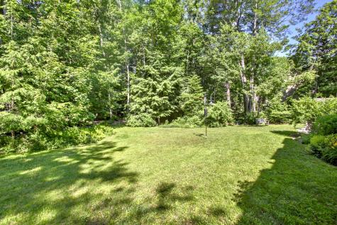 94 Oakwood Drive Yarmouth ME 04096