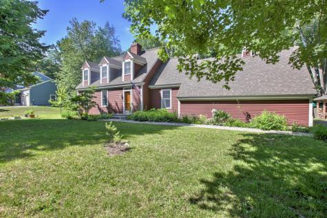 94 Oakwood Drive Yarmouth ME 04096