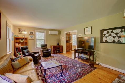 94 Oakwood Drive Yarmouth ME 04096