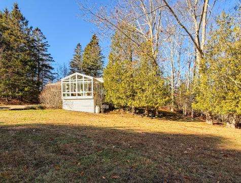 6 Nob Hill Road Hancock ME 04640