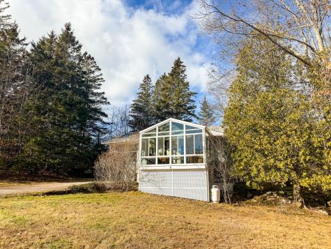 6 Nob Hill Road Hancock ME 04640