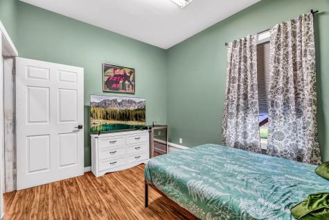 21 Glazier Lane Levant ME 04456