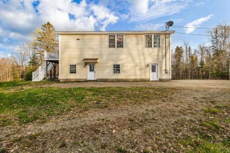21 Glazier Lane Levant ME 04456