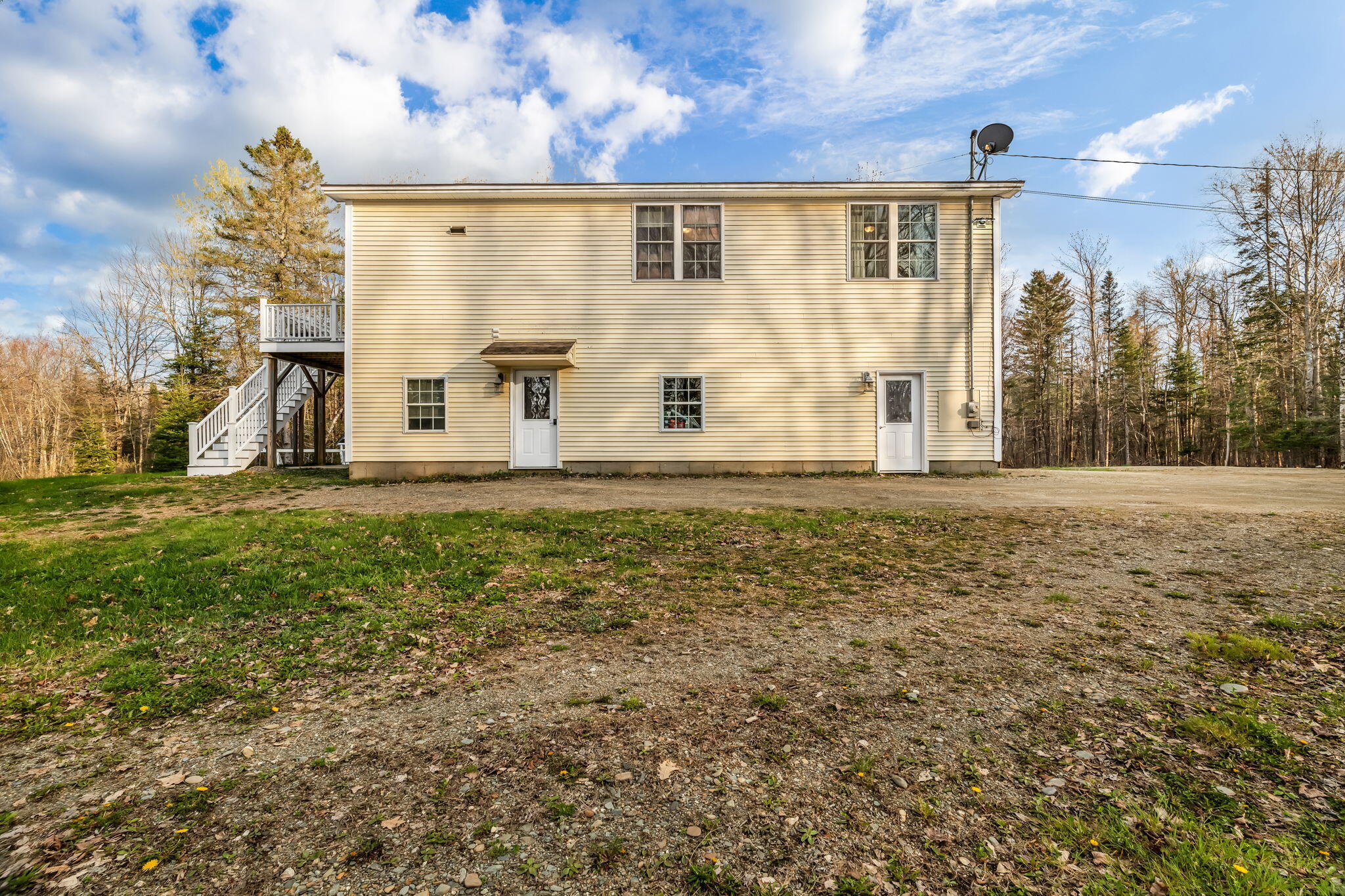 21 Glazier Lane Levant ME 04456