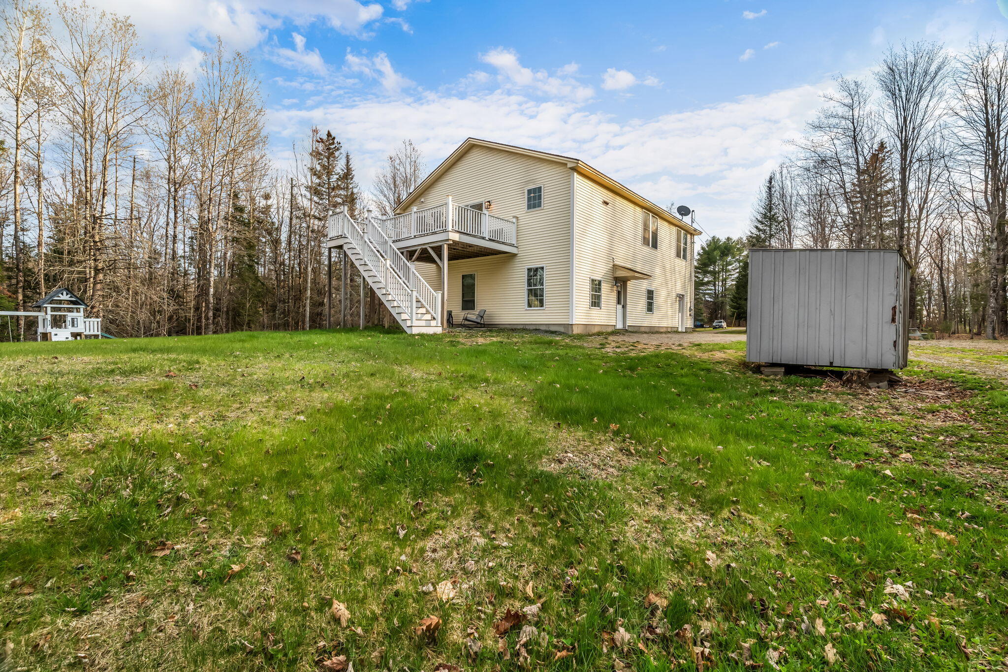 21 Glazier Lane Levant ME 04456