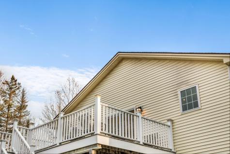 21 Glazier Lane Levant ME 04456