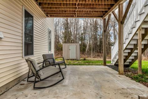 21 Glazier Lane Levant ME 04456