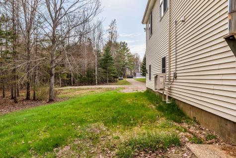 21 Glazier Lane Levant ME 04456