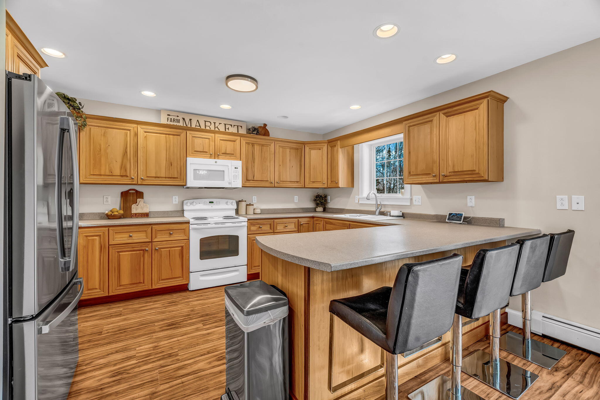 21 Glazier Lane Levant ME 04456