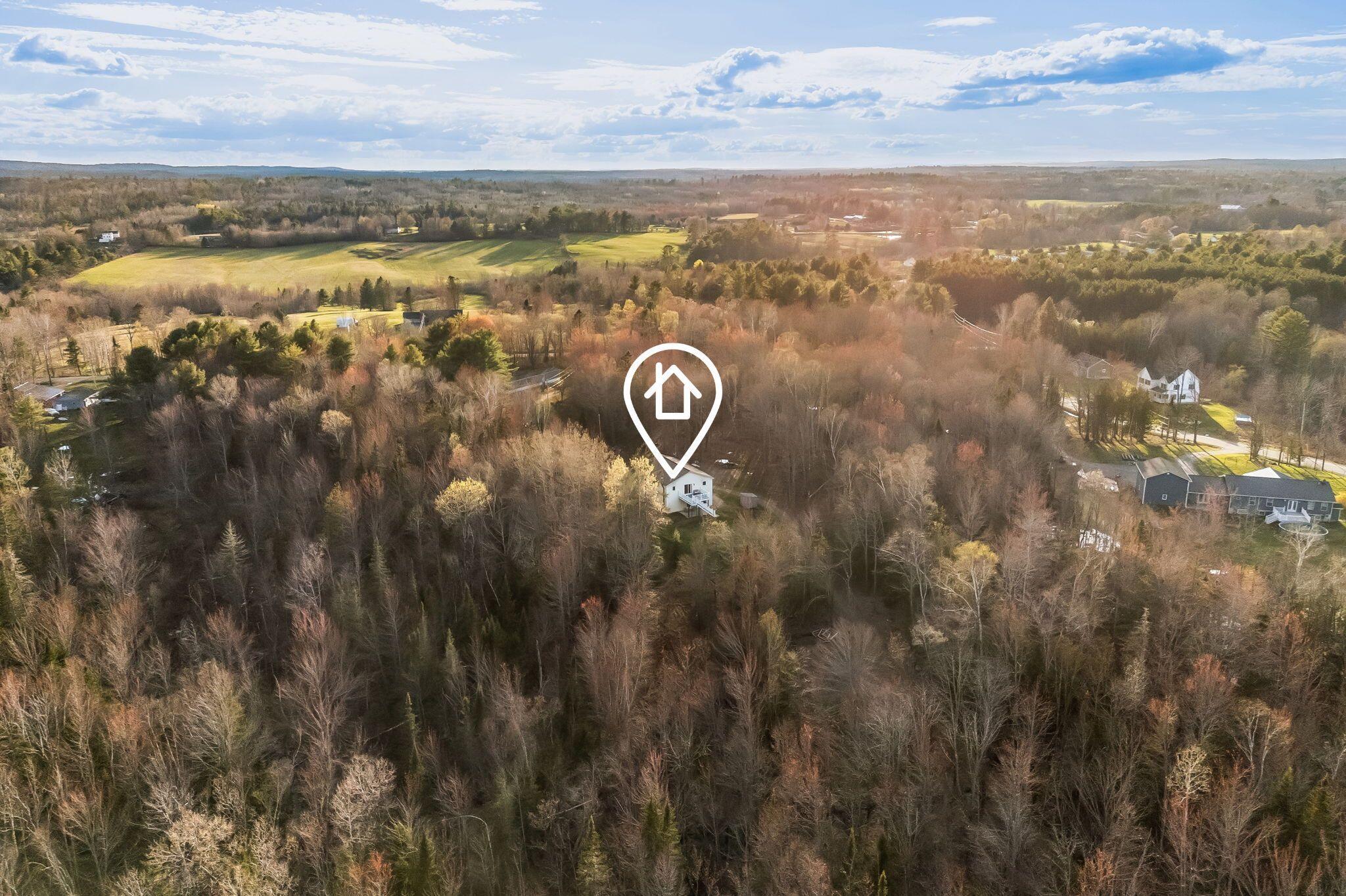 21 Glazier Lane Levant ME 04456