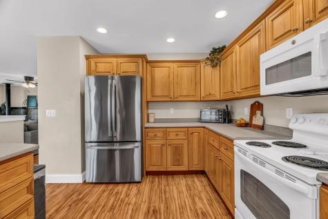 21 Glazier Lane Levant ME 04456