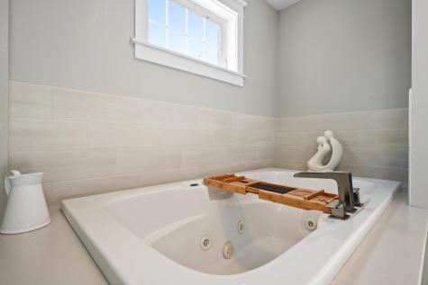 192 Laurel Circle Bangor ME 04401