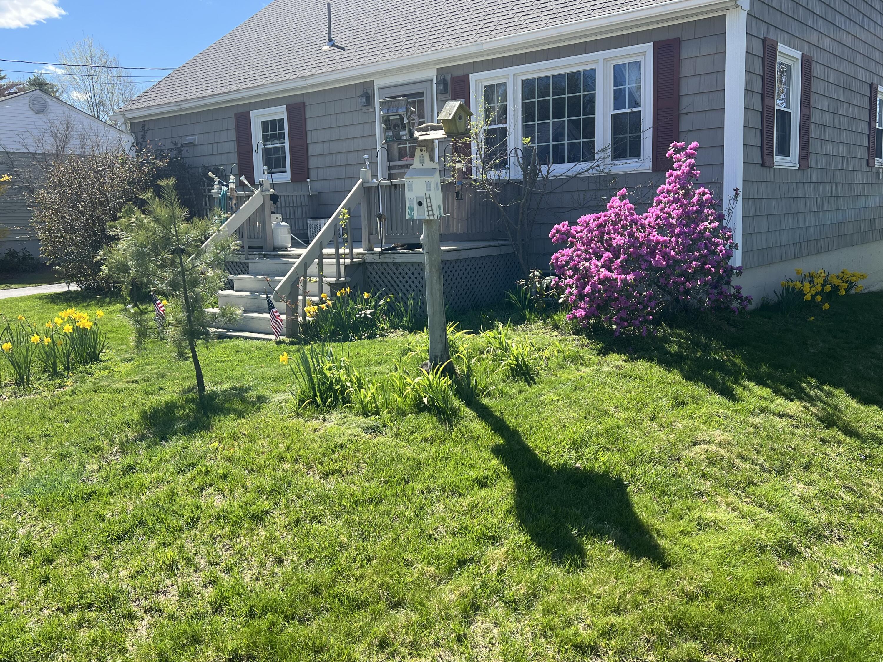 44 Bushey Circle Lewiston ME 04240