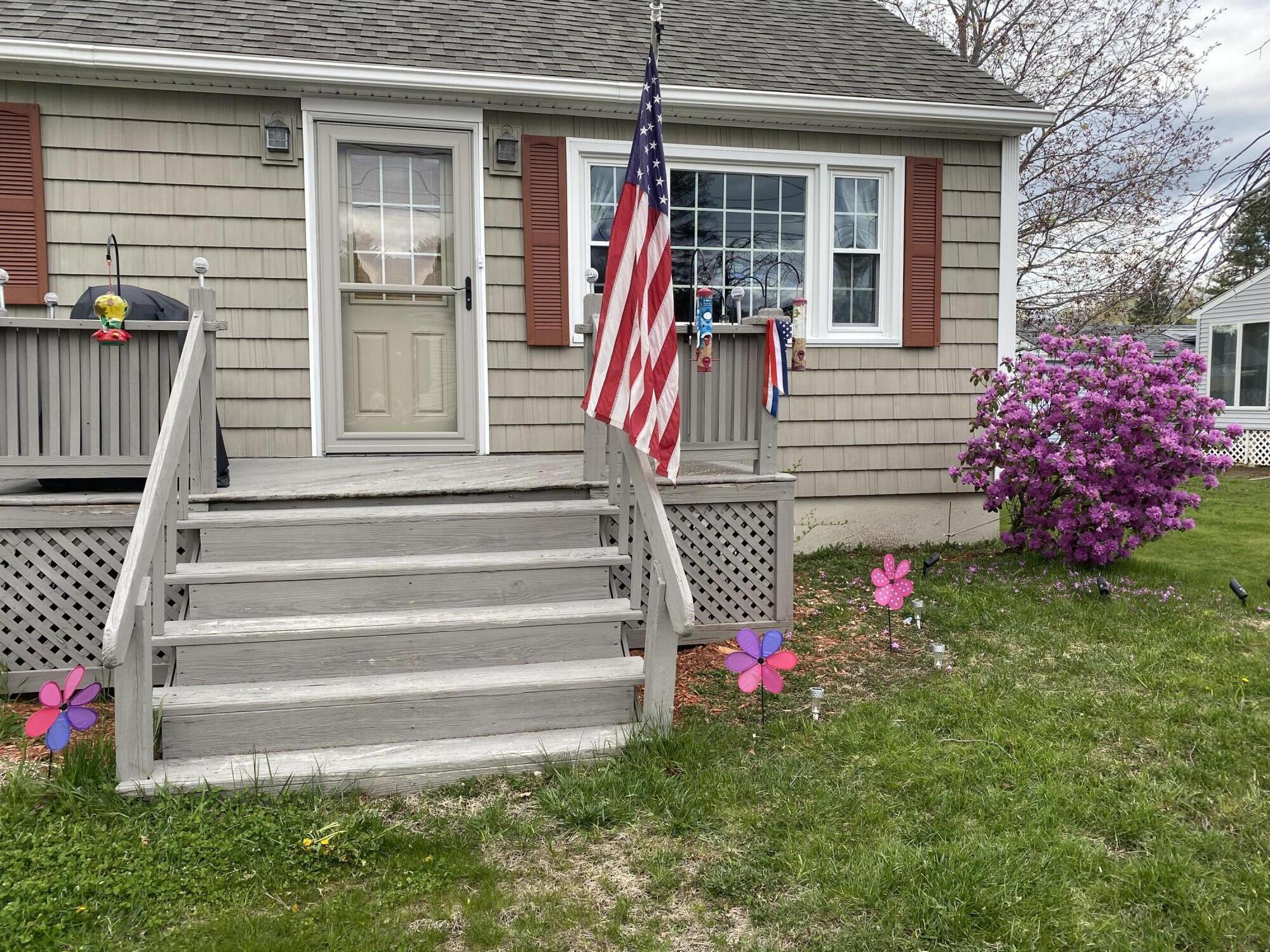 44 Bushey Circle Lewiston ME 04240