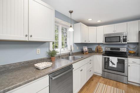 21 Stonewall Drive Cumberland ME 04021