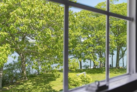 22 Sunset Way Brunswick ME 04011